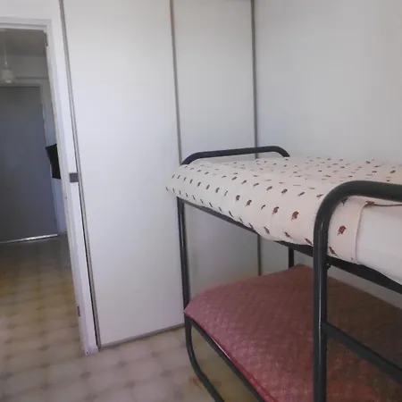 - T3 Ensoleille - 6 Pers - Piscine Collective Et Parking - Fr-1-796-44 Apartment