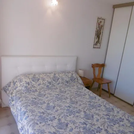 Apartment - T3 Ensoleille - 6 Pers - Piscine Collective Et Parking - Fr-1-796-44